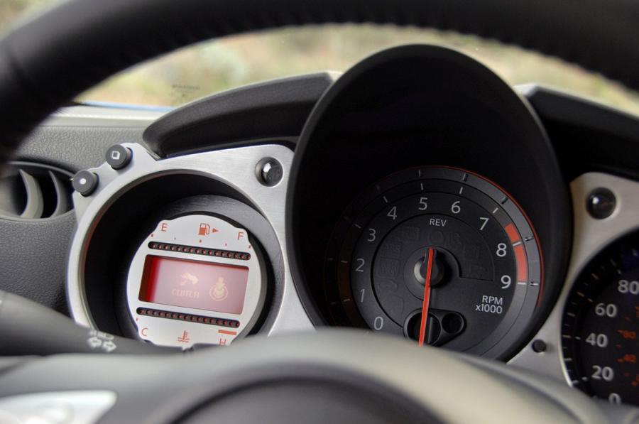  Nissan 370Z 2009 года  (фото 95 из 192)